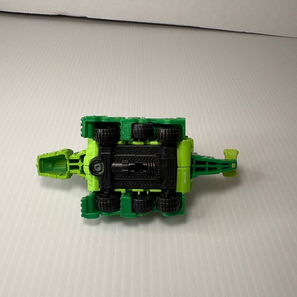 DreamWorks Dinotrux Garby Diecast 4" Green Dinosaur Vehicle Metal Toy 2015 - Picture 5 of 6